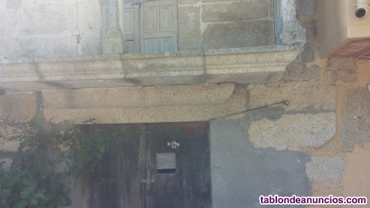 Venta de casa, pajar y huerta